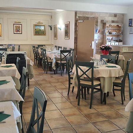 Auberge Les Aromes Grasse Exterior photo